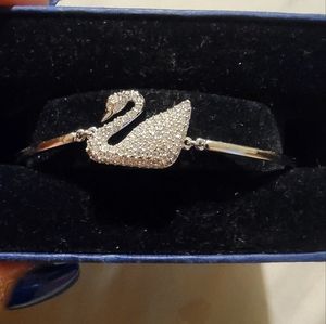 Swan Swarovski Bling bracelet